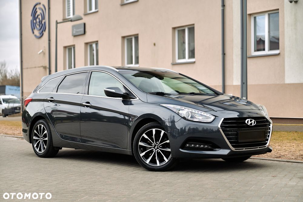 Hyundai i40 Kombi 1.7 CRDi DCT Premium - 19