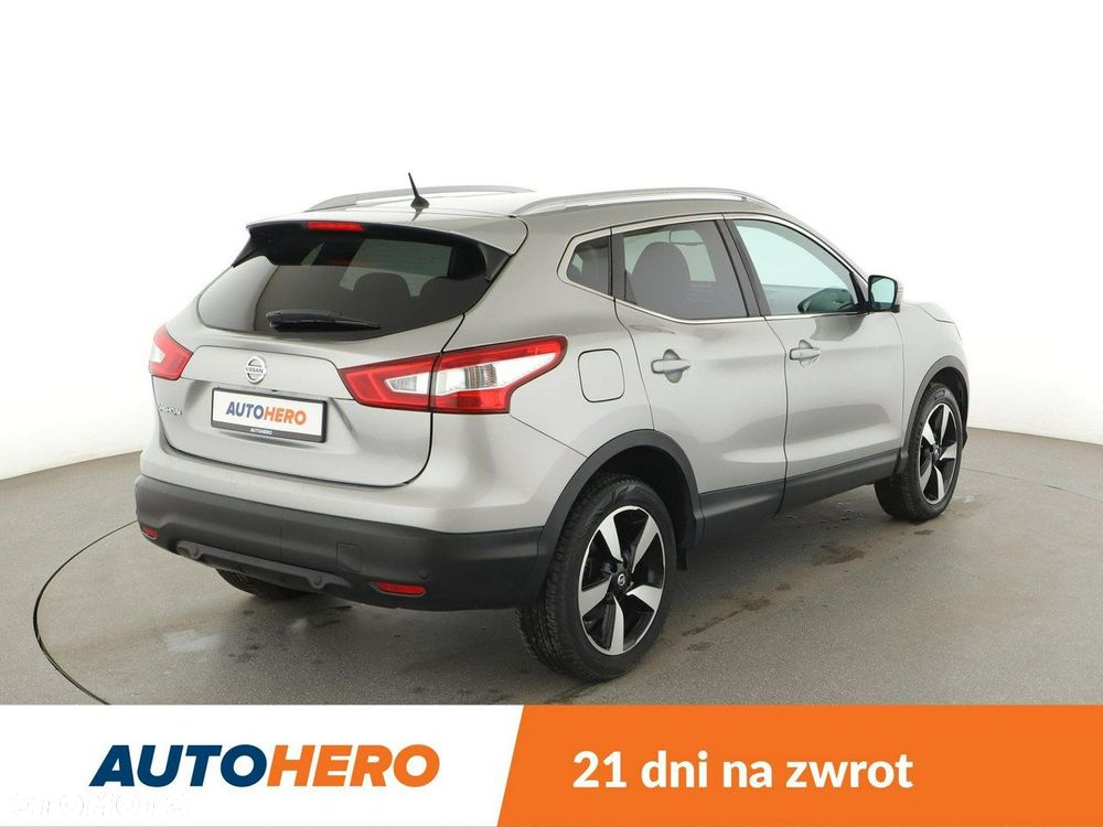 Nissan Qashqai 1.6 DIG-T N-Connecta - 7