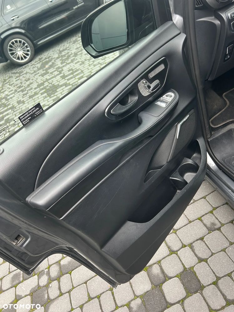 Mercedes-Benz Klasa V 250 d 4-Matic Avantgarde 9G-Tronic (d³ugi) - 6