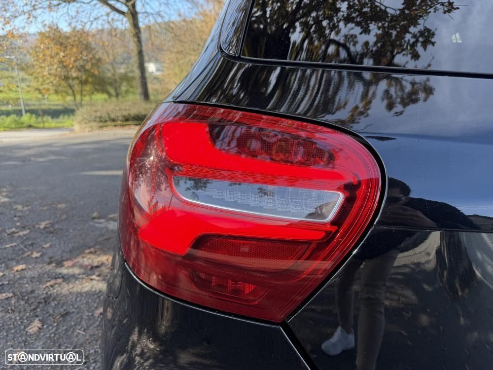 Mercedes-Benz A 45 AMG 4-Matic - 16