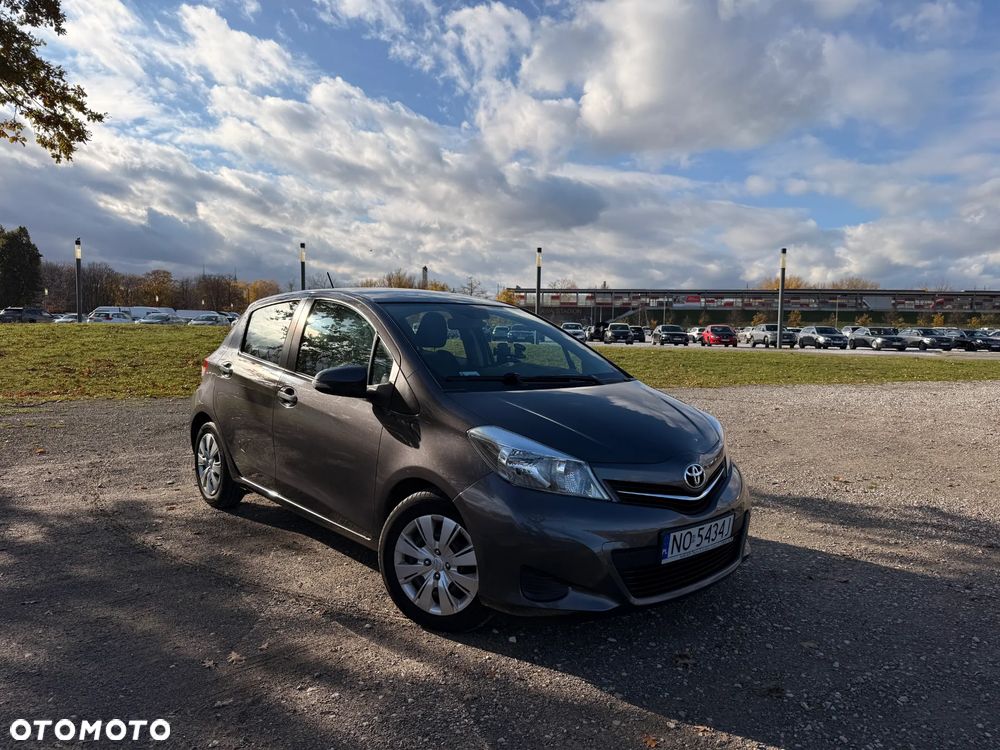 Toyota Yaris 1.33 Dynamic MS - 10