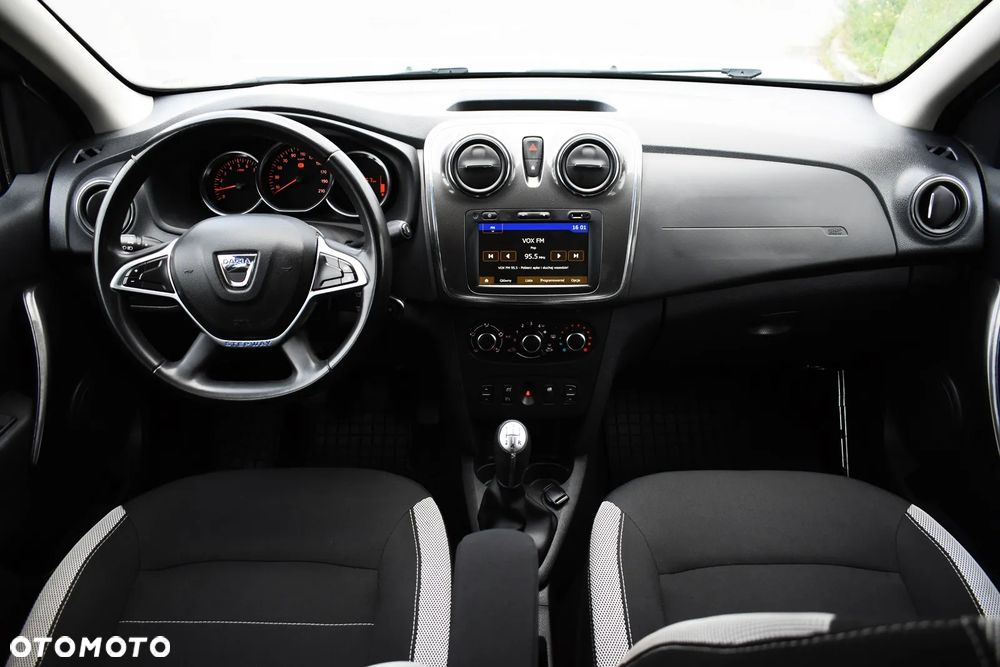 Dacia Sandero Stepway Blue dCi 95 Prestige - 20