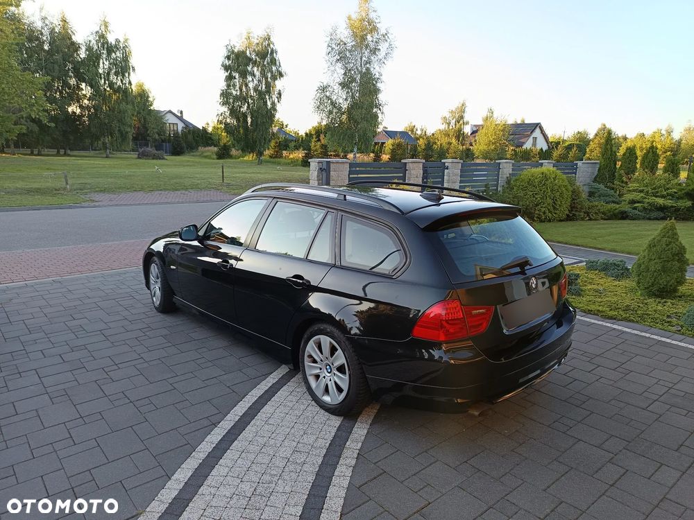 BMW Seria 3 318d - 7