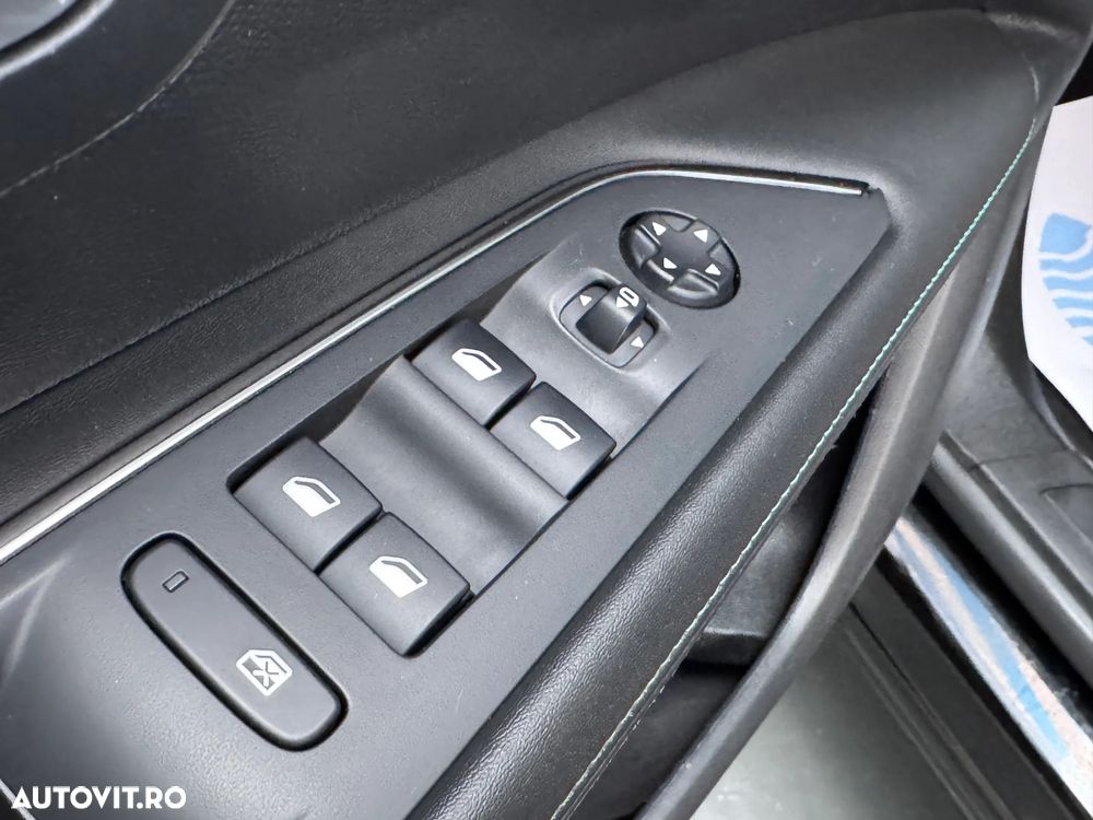 Peugeot 3008 Hybrid 225 e-EAT8 GT - 22