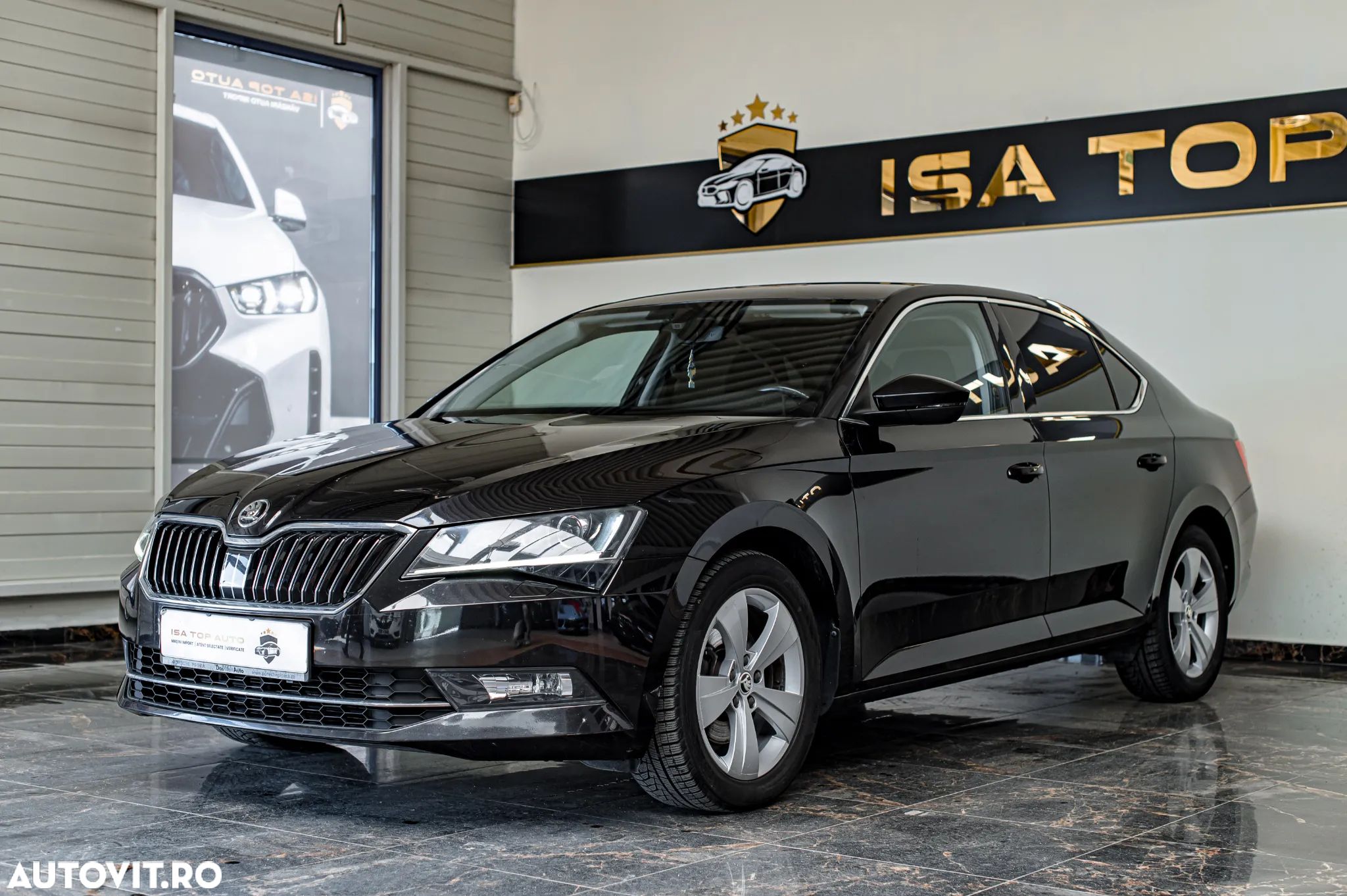 Skoda Superb 2.0 TDI DSG Style - 1