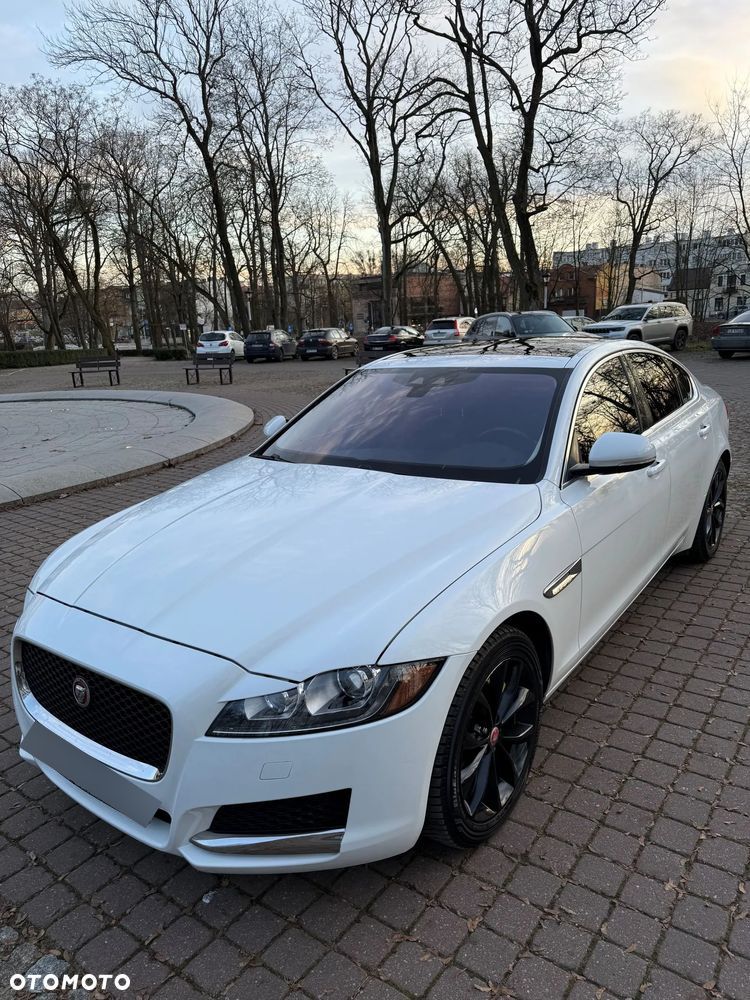 Jaguar XF - 1
