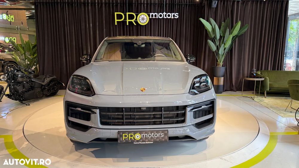 Porsche Cayenne Coupe GTS Tiptronic S - 13