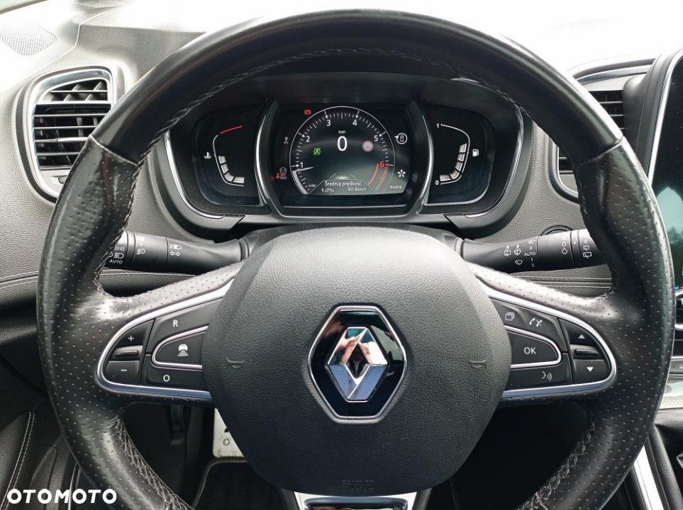 Renault Grand Scenic - 24