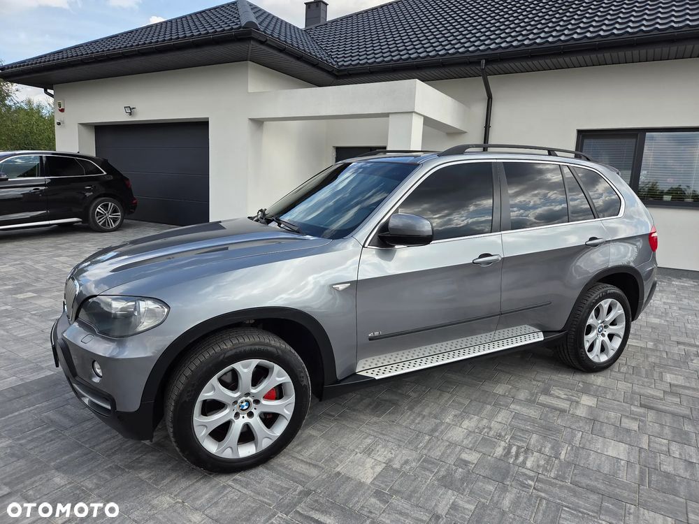 BMW X5 xDrive48i - 16