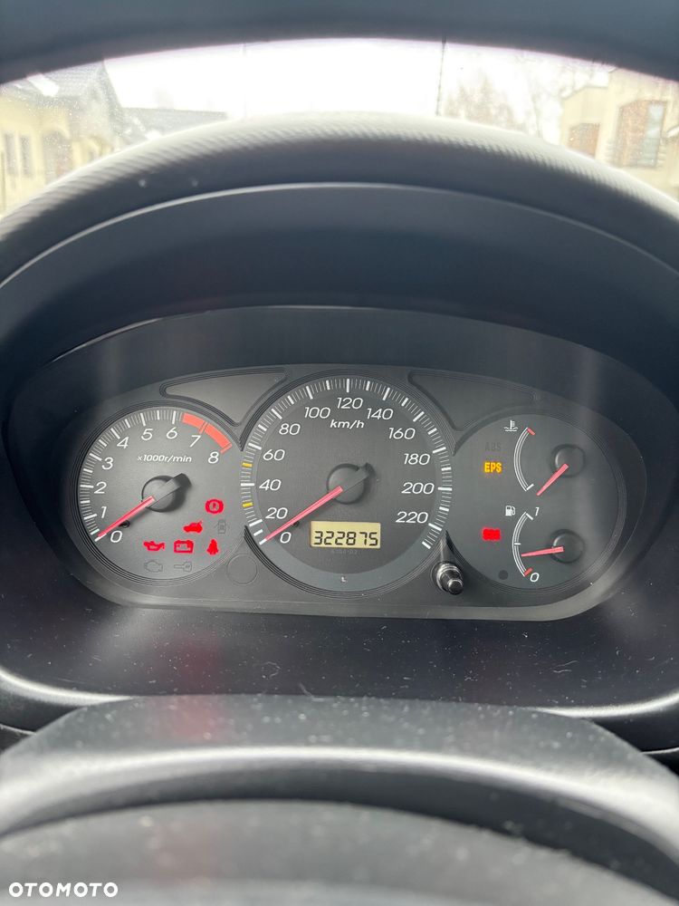 Honda Civic 1.6i ES - 8