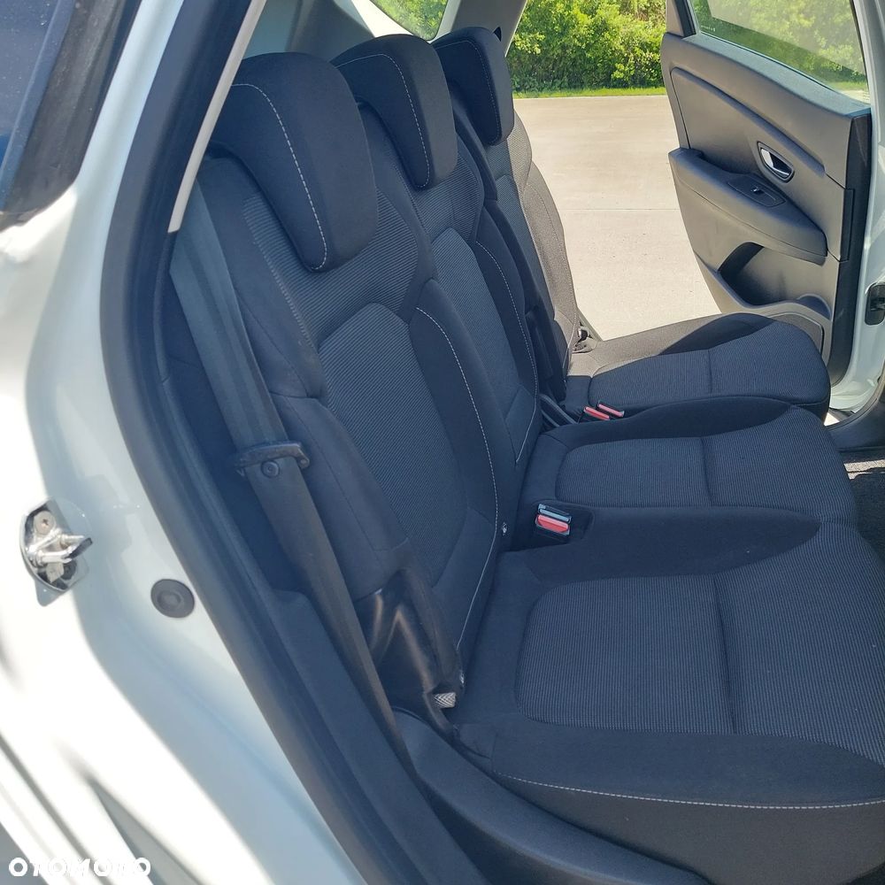 Renault Scenic - 13