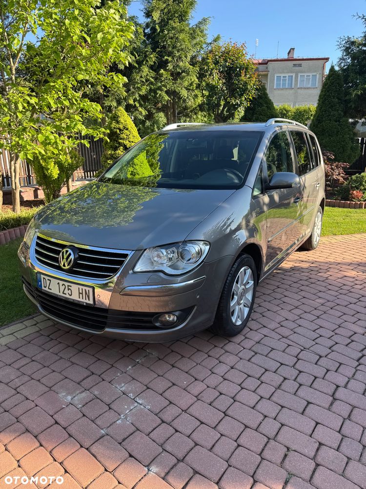 Volkswagen Touran 2.0 TDI DPF Highline - 5