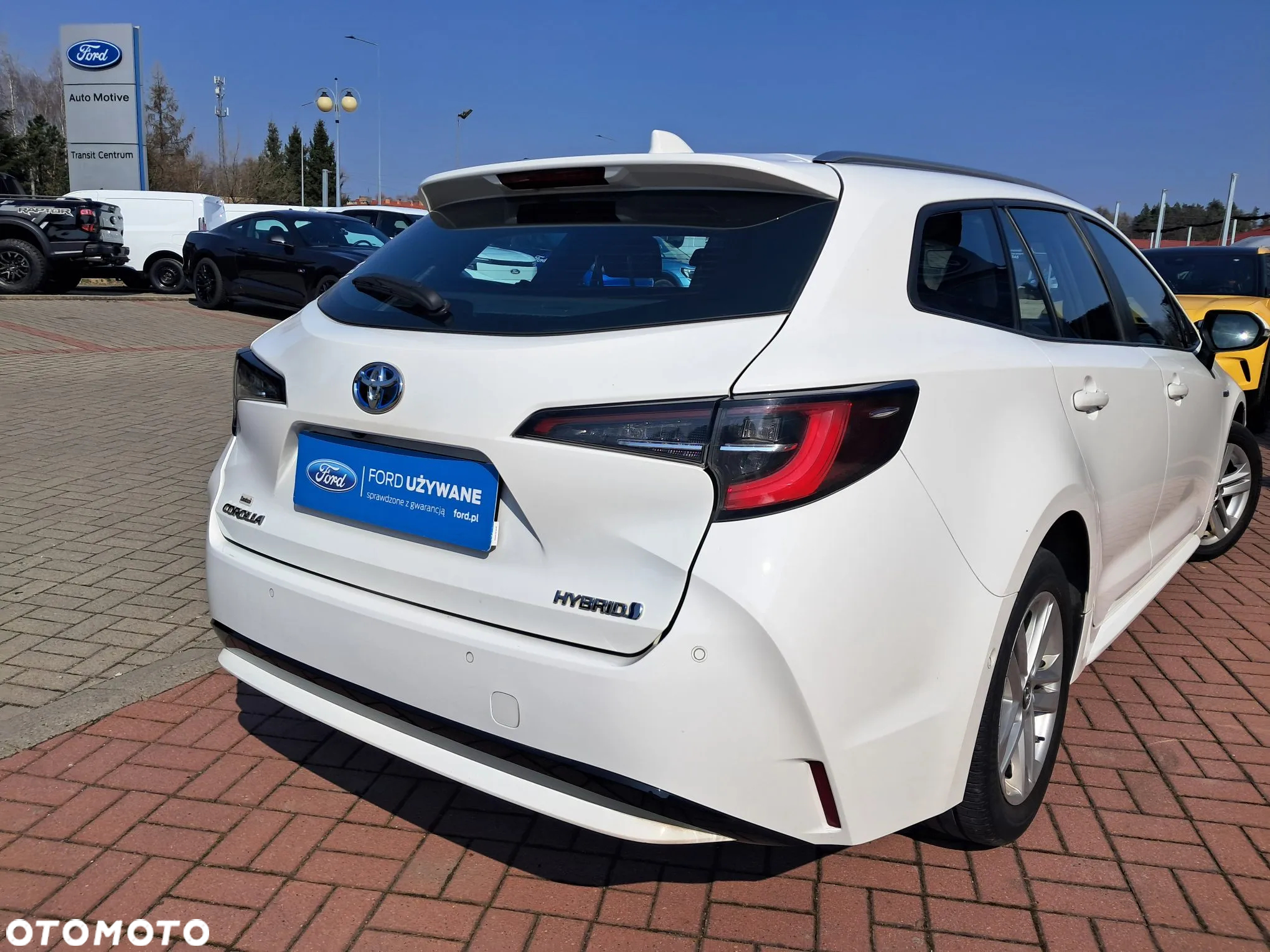 Toyota Corolla 1.8 Hybrid Comfort - 12