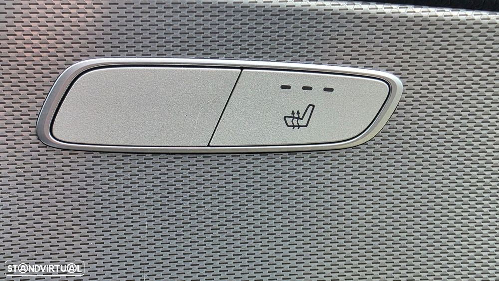 Mercedes-Benz E 220 d AMG Line - 25