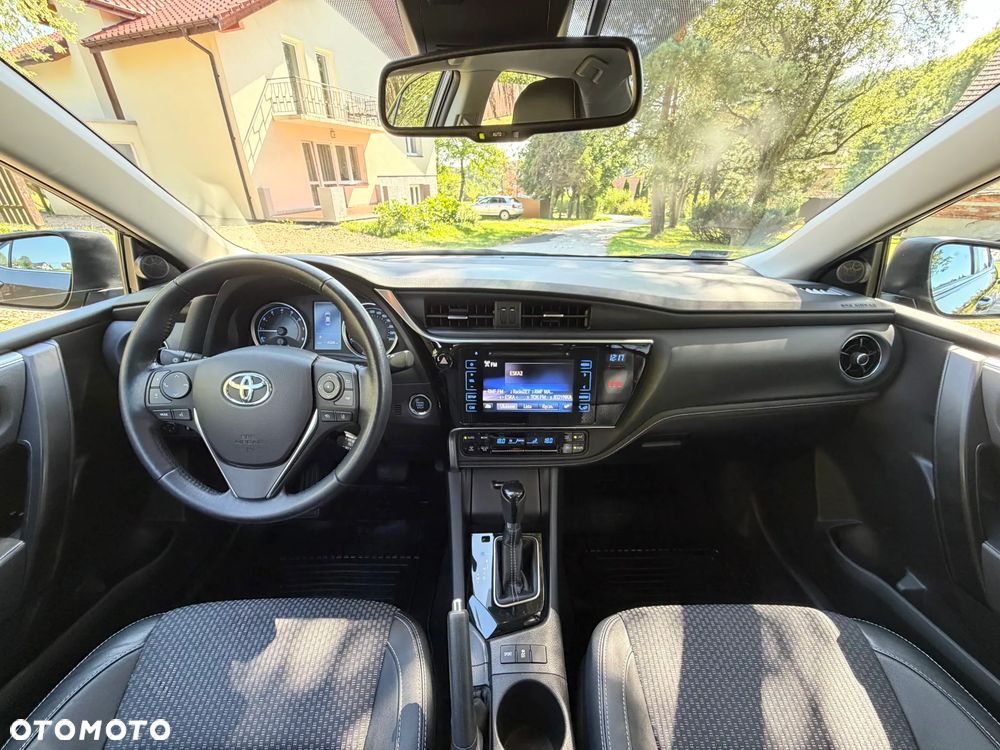 Toyota Corolla 1.6 Prestige MS EU6 - 23