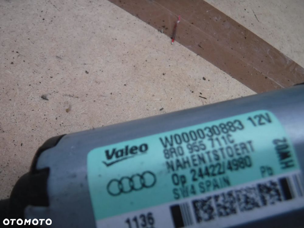 Audi A4 B6 B7 A6 C6 Q7  silniczek wycieraczki tyl 8E9955711A 8E9955711C 8R0955711C 4F9955711B - 3
