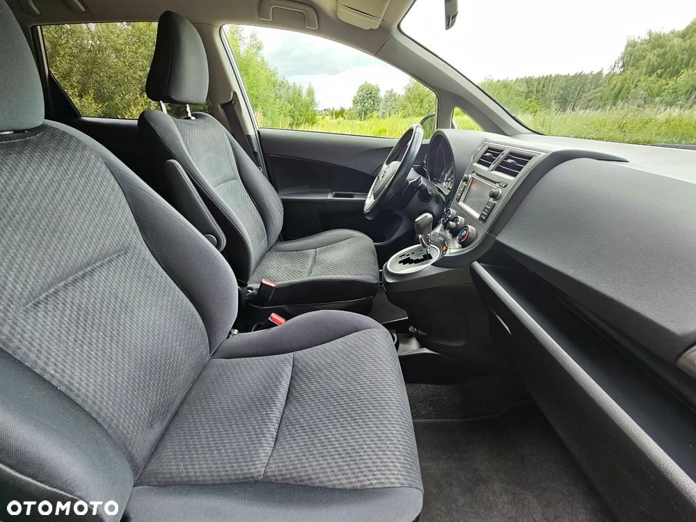 Toyota Verso S 1.33 VVT-i Multidrive Club - 29