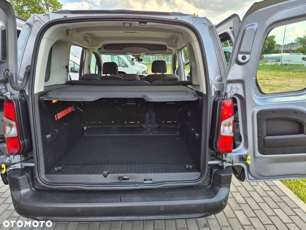 Peugeot Rifter - 23