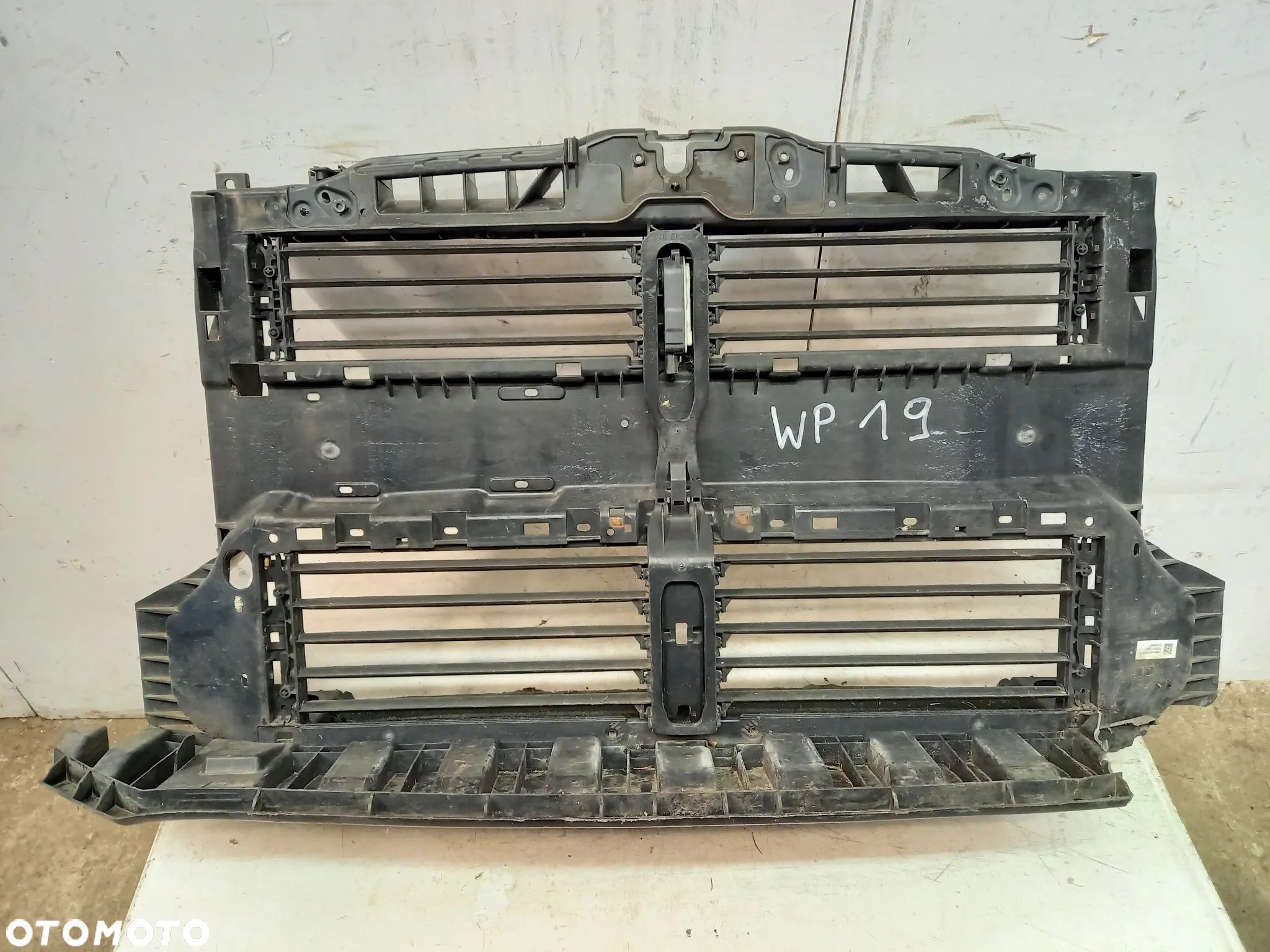 Ford Focus MK4 4 IV żaluzja tunel powietrza maskownica pas przedni - 1
