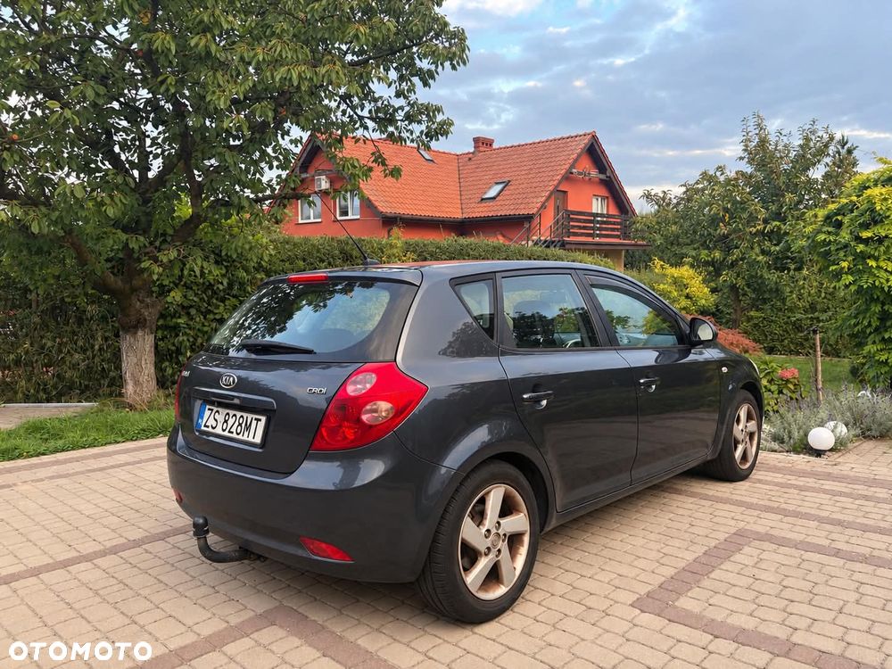 Kia Ceed - 2