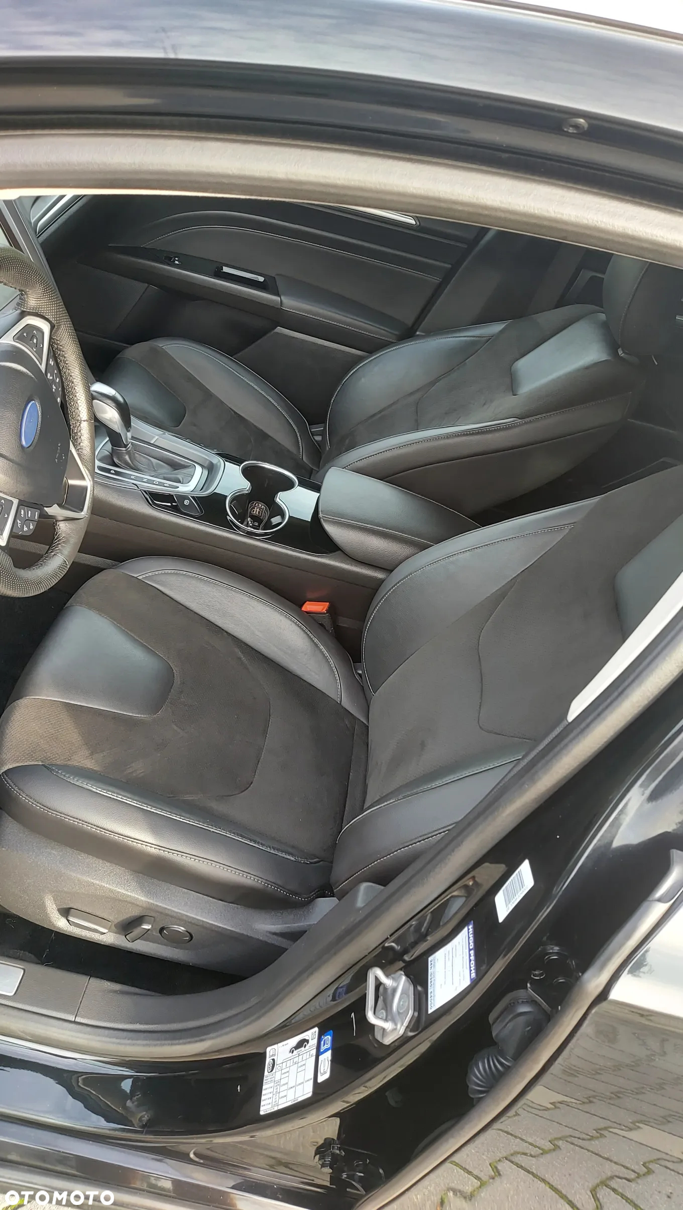 Ford Mondeo 2.0 TDCi Start-Stopp PowerShift-Aut Titanium - 12