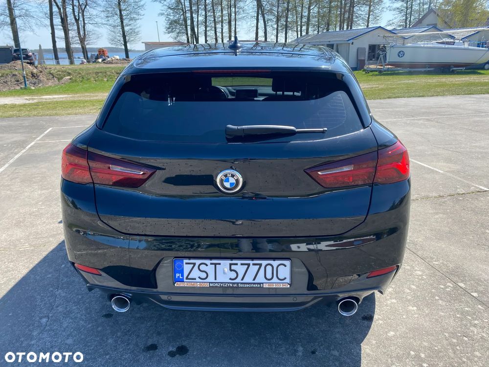 BMW X2 sDrive18d Edition M Mesh - 8