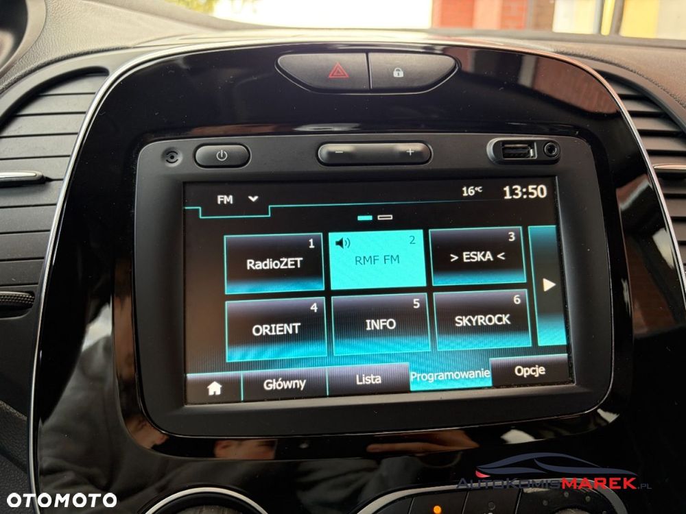Renault Captur - 16