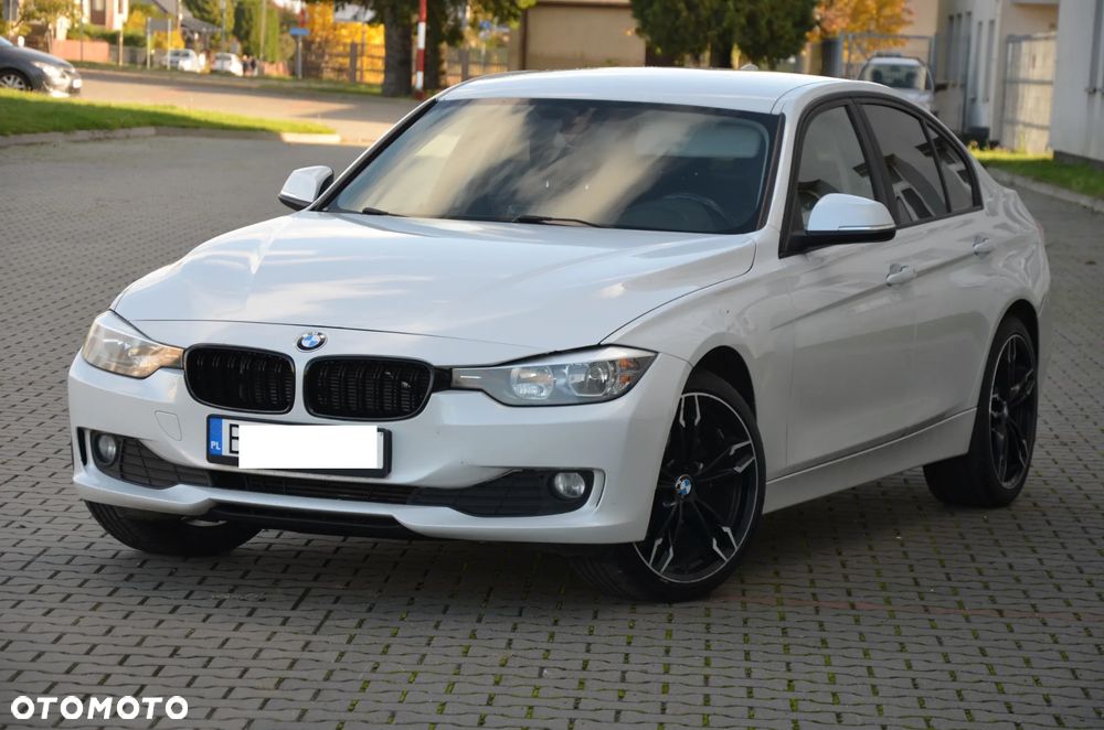 BMW 3 Series 2014 photo 3