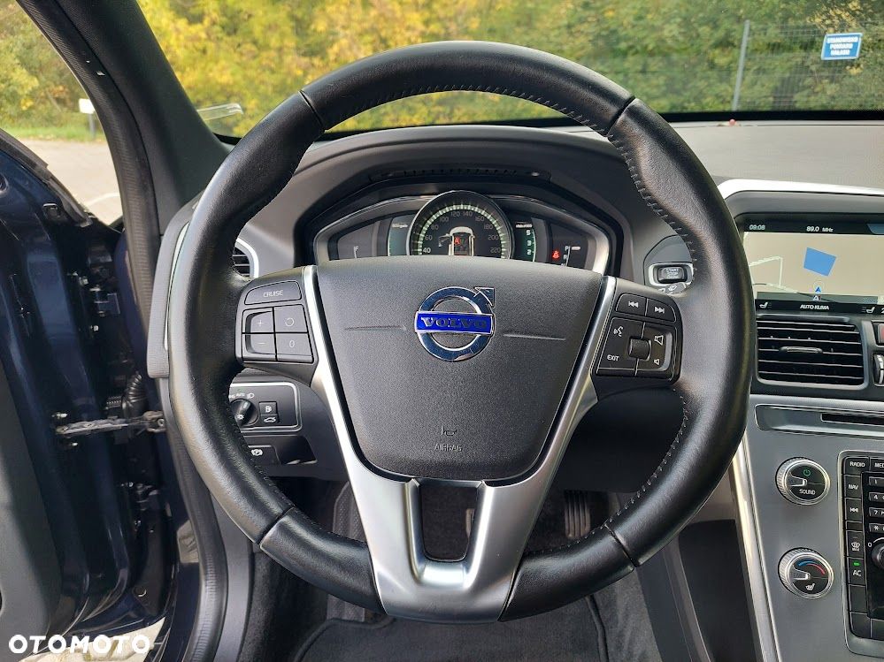 Volvo XC 60 D4 Geartronic Summum - 32