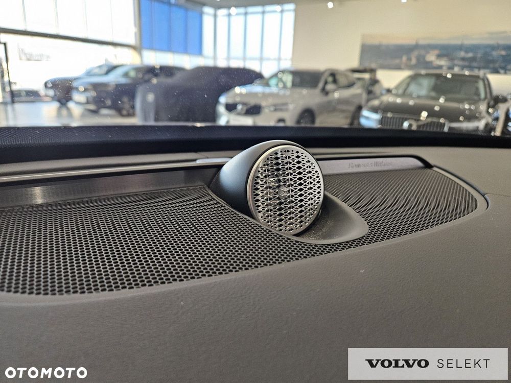 Volvo XC 90 - 22