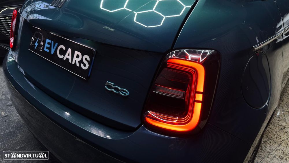 Fiat 500e 3 + 1 La Prima - 12