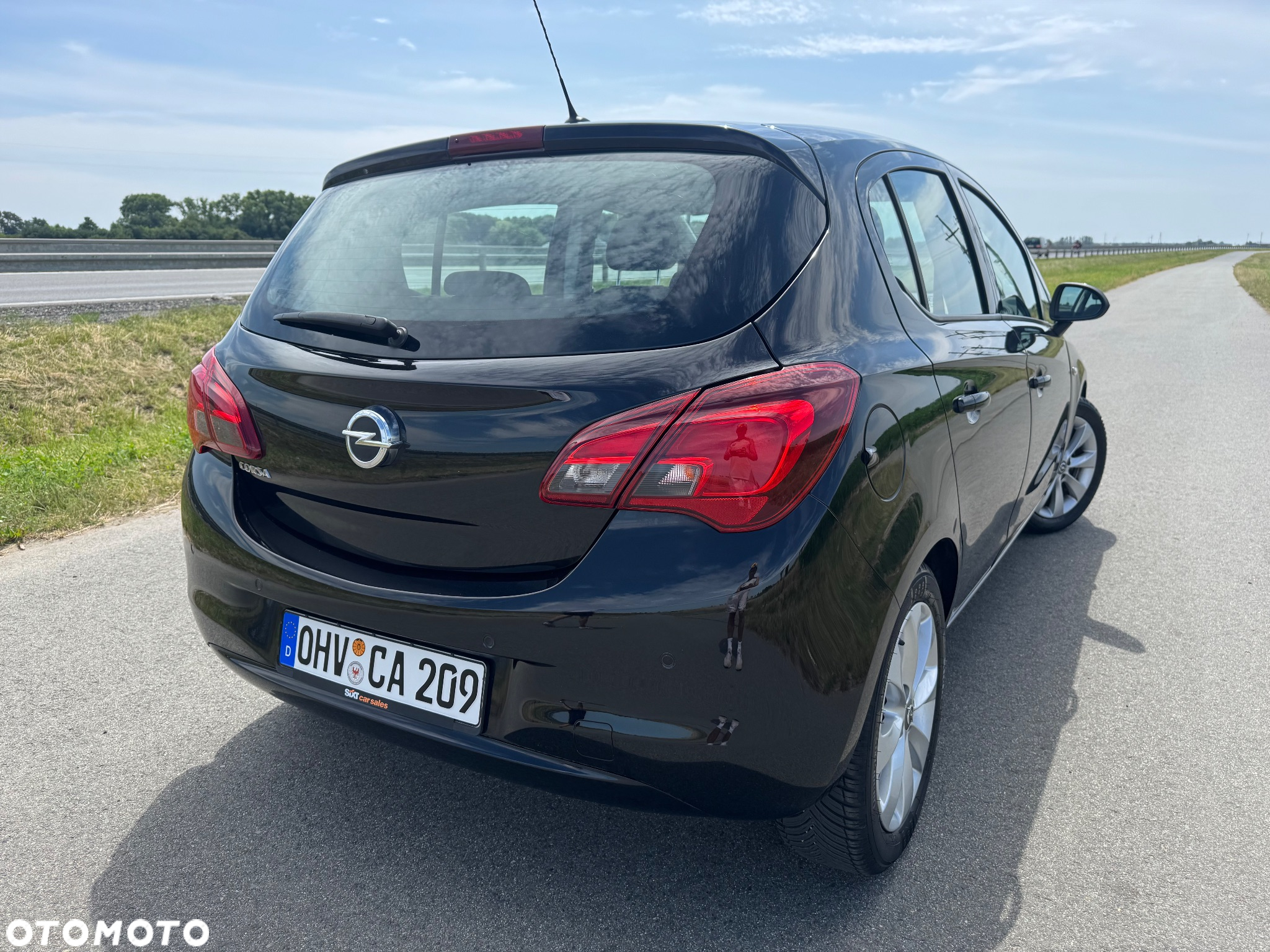 Opel Corsa 1.4 Active - 23