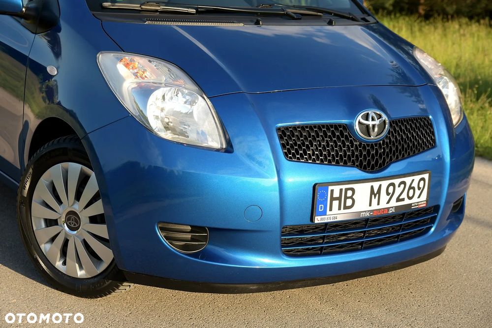 Toyota Yaris 1.0 VVT-i - 15