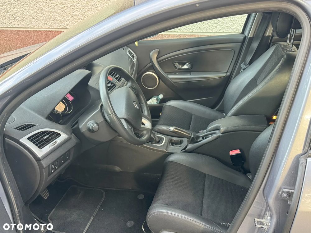 Renault Megane 1.5 dCi Privilege - 6