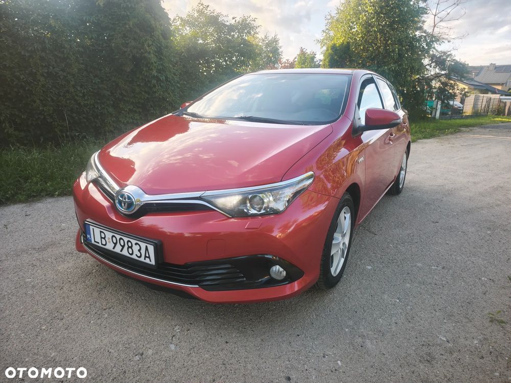 Toyota Auris 1.8 HSD Luna - 2