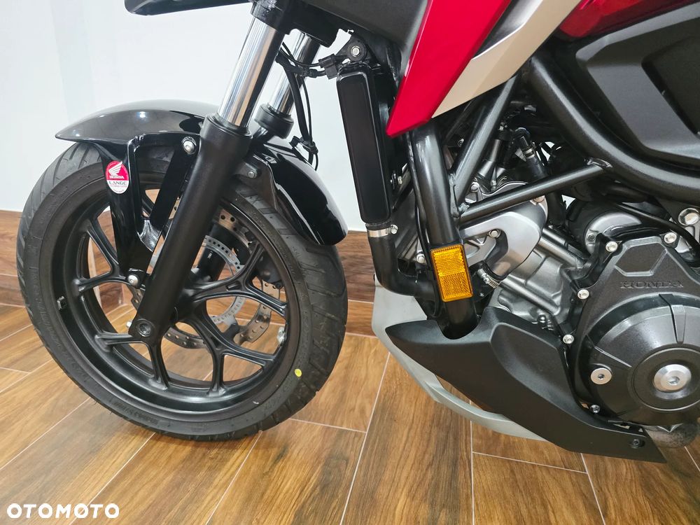 Honda NC - 27