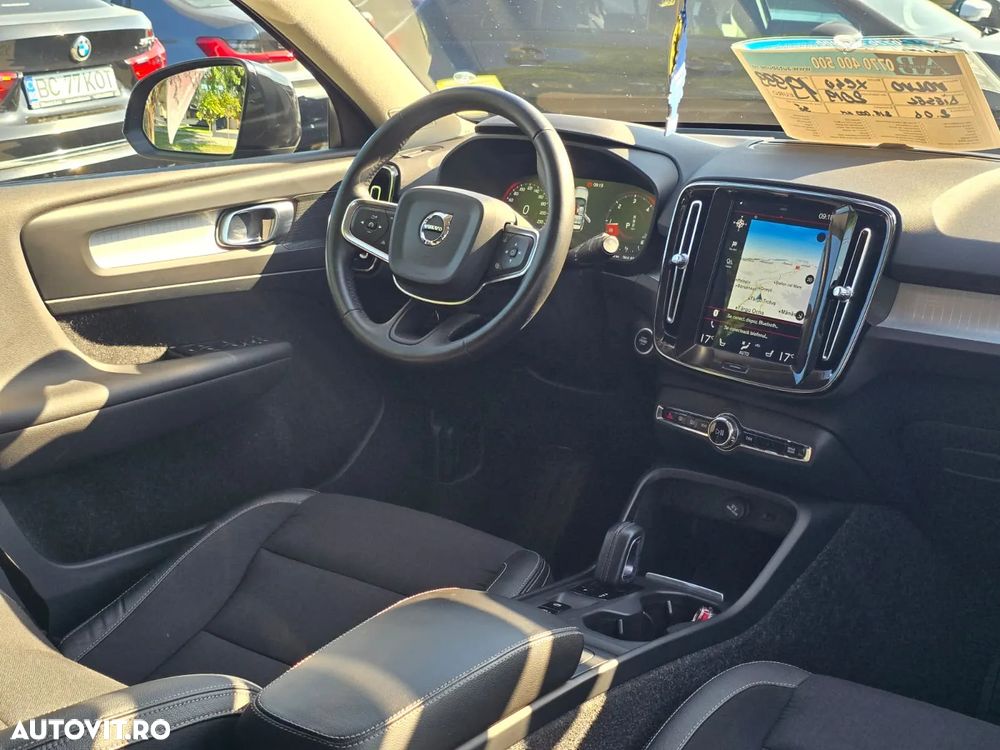 Volvo XC 40 D3 AWD Momentum Pro - 12