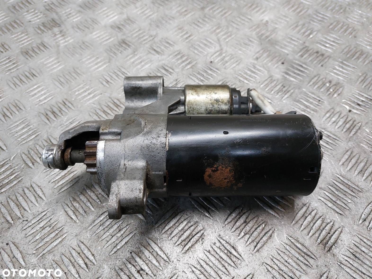 ROZRUSZNIK AUDI A4 B8 2.0 TDI 03L911021C - 1