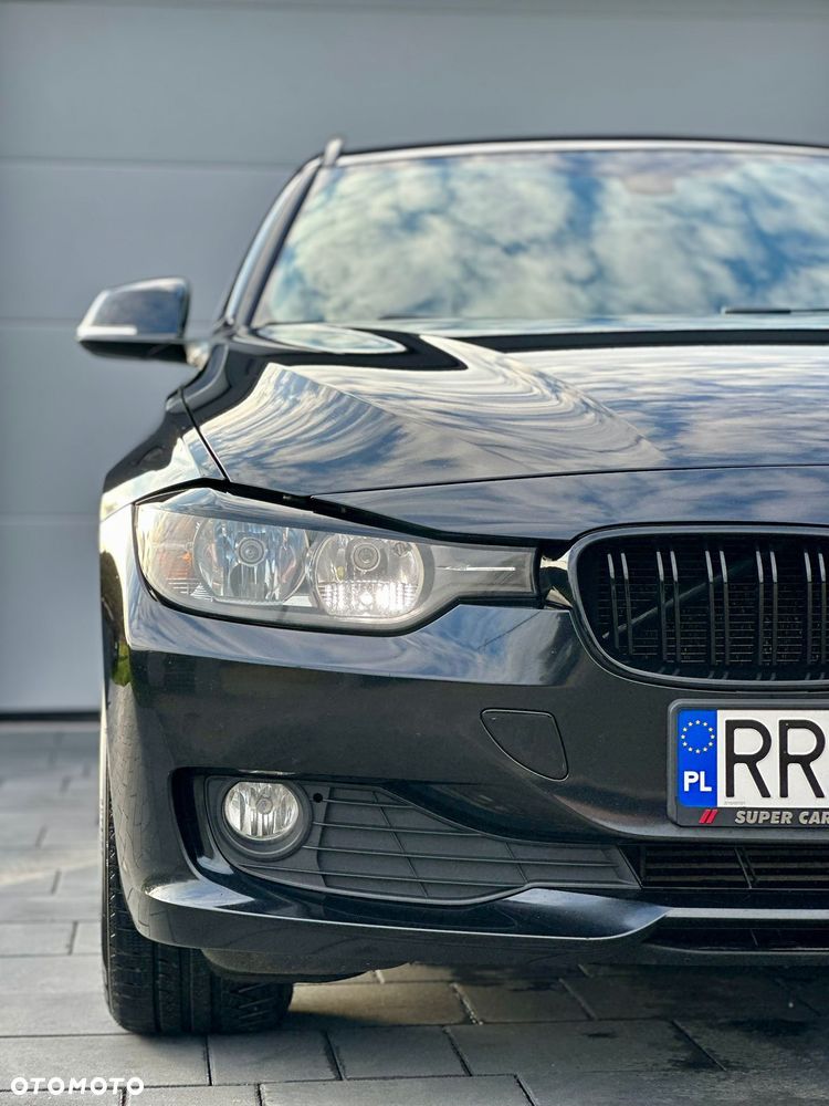 BMW Seria 3 318d Blue Performance - 9