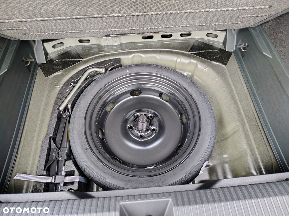 Volkswagen T-Roc - 12