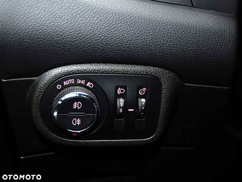 Opel Zafira 2.0 CDTI Enjoy - 22