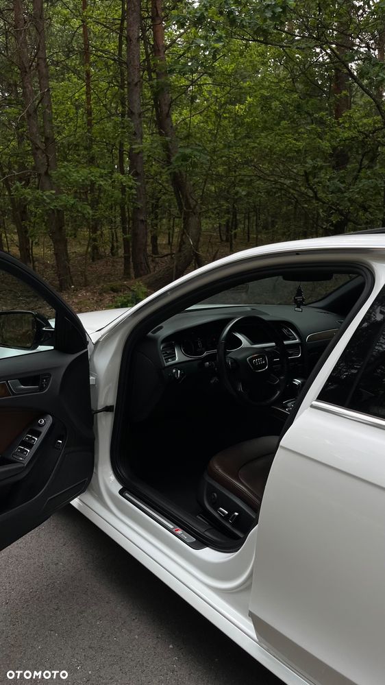 Audi A4 Limousine - 19