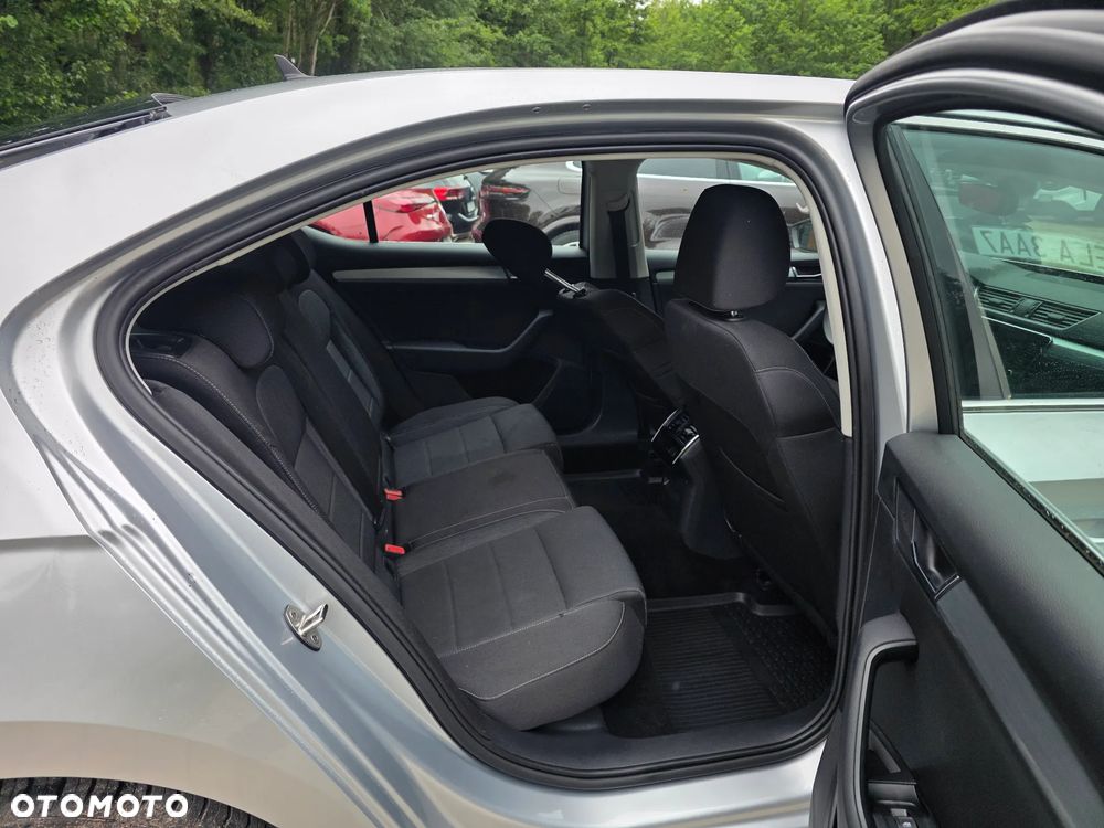 Skoda Superb 1.5 TSI ACT Ambition - 16