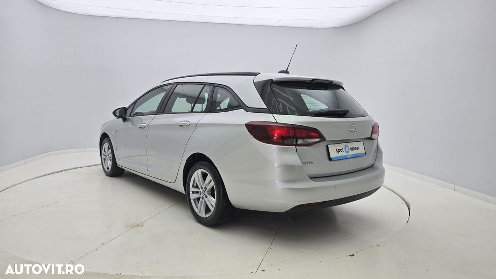 Opel Astra - 9
