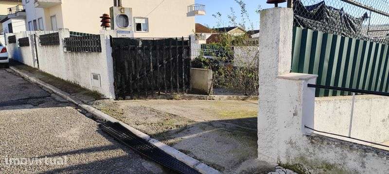 Terreno com armazém - Grande imagem: 4/7