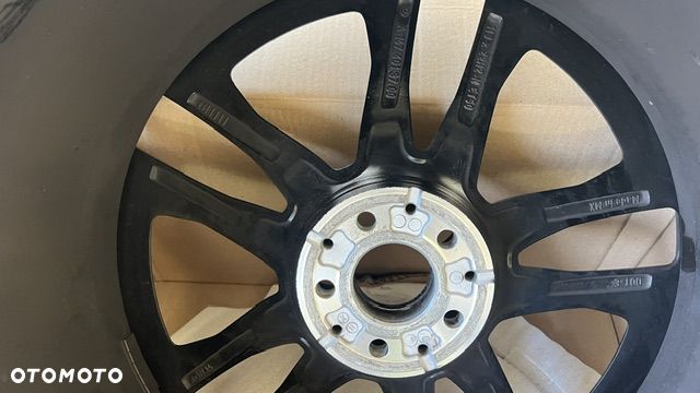 Oryginalna Felga tył z oponą Pirelli do Mercedes GLE w167 22'' czarne AMG - 12