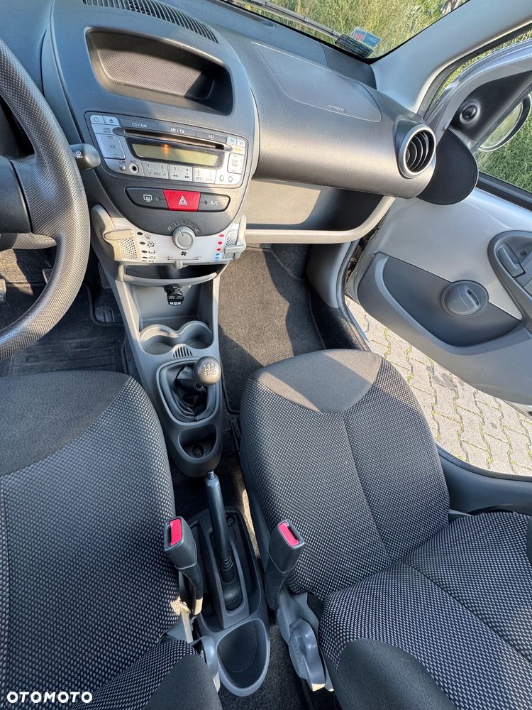 Toyota Aygo - 13