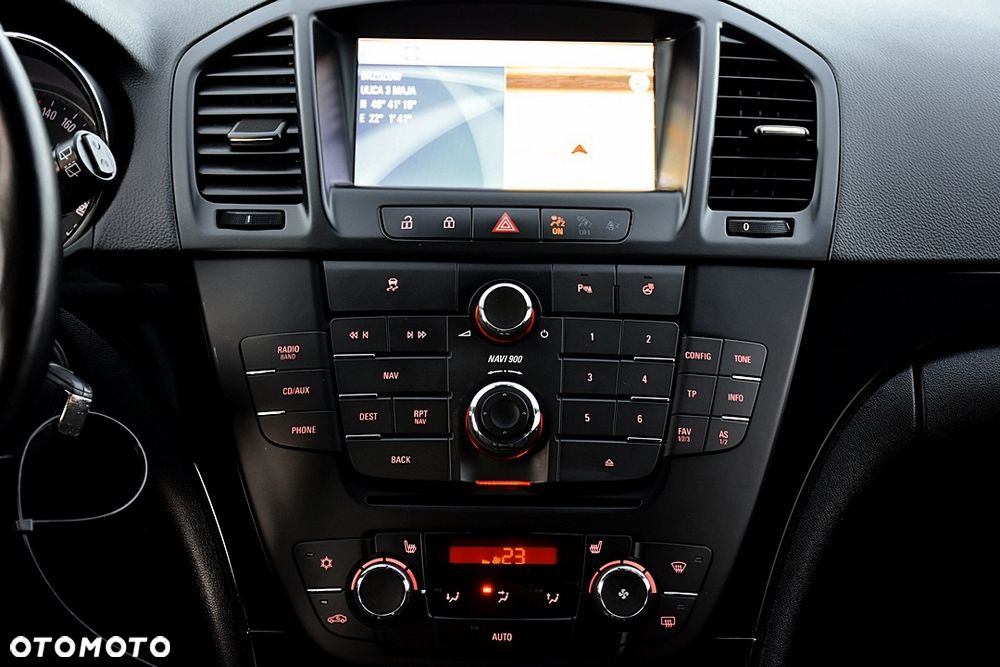 Opel Insignia 2.0 CDTI EcoFLEX Cosmo - 23