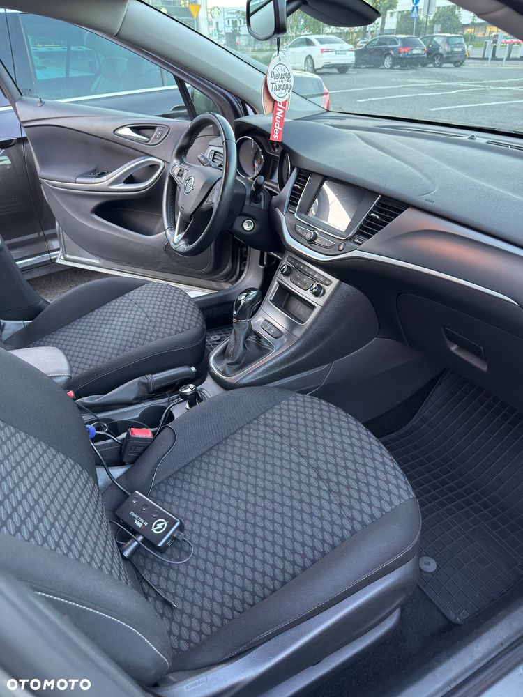Opel Astra - 36