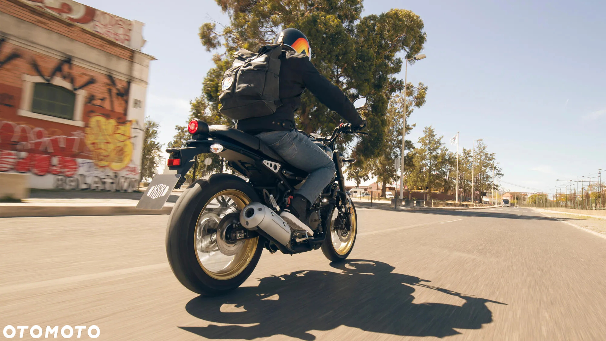 Yamaha XSR - 17